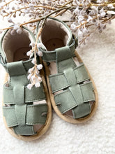 Load image into Gallery viewer, Zoe Sandal - Olive Wax Leather
